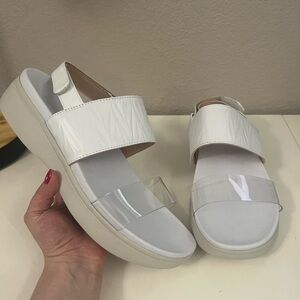 NEW Vionic | White Platform‎ Sandals Backstrap Karleen Sz 11